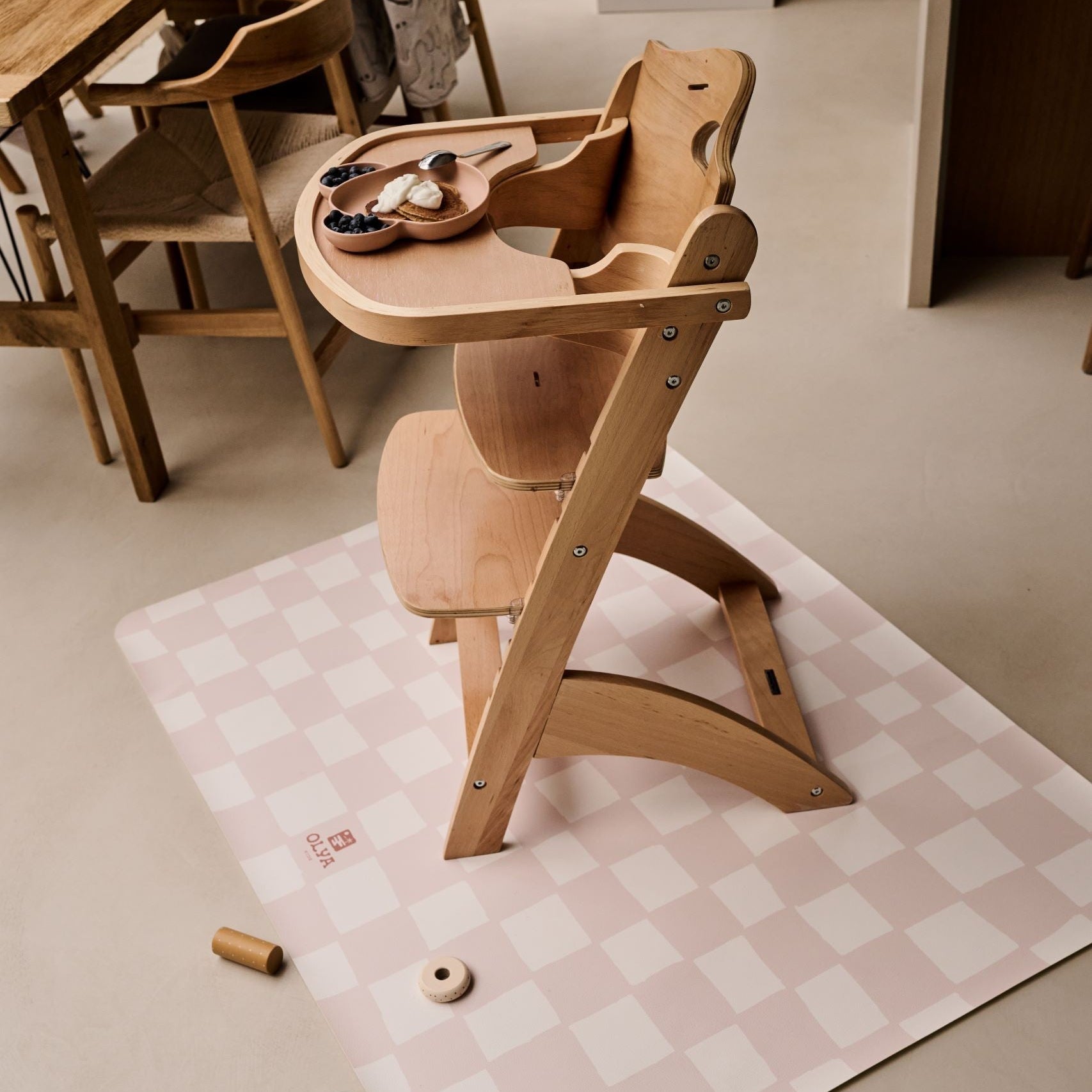 Kids Mealtime Floor Mat, Non-Slip & Waterproof - Chess Pink Beige